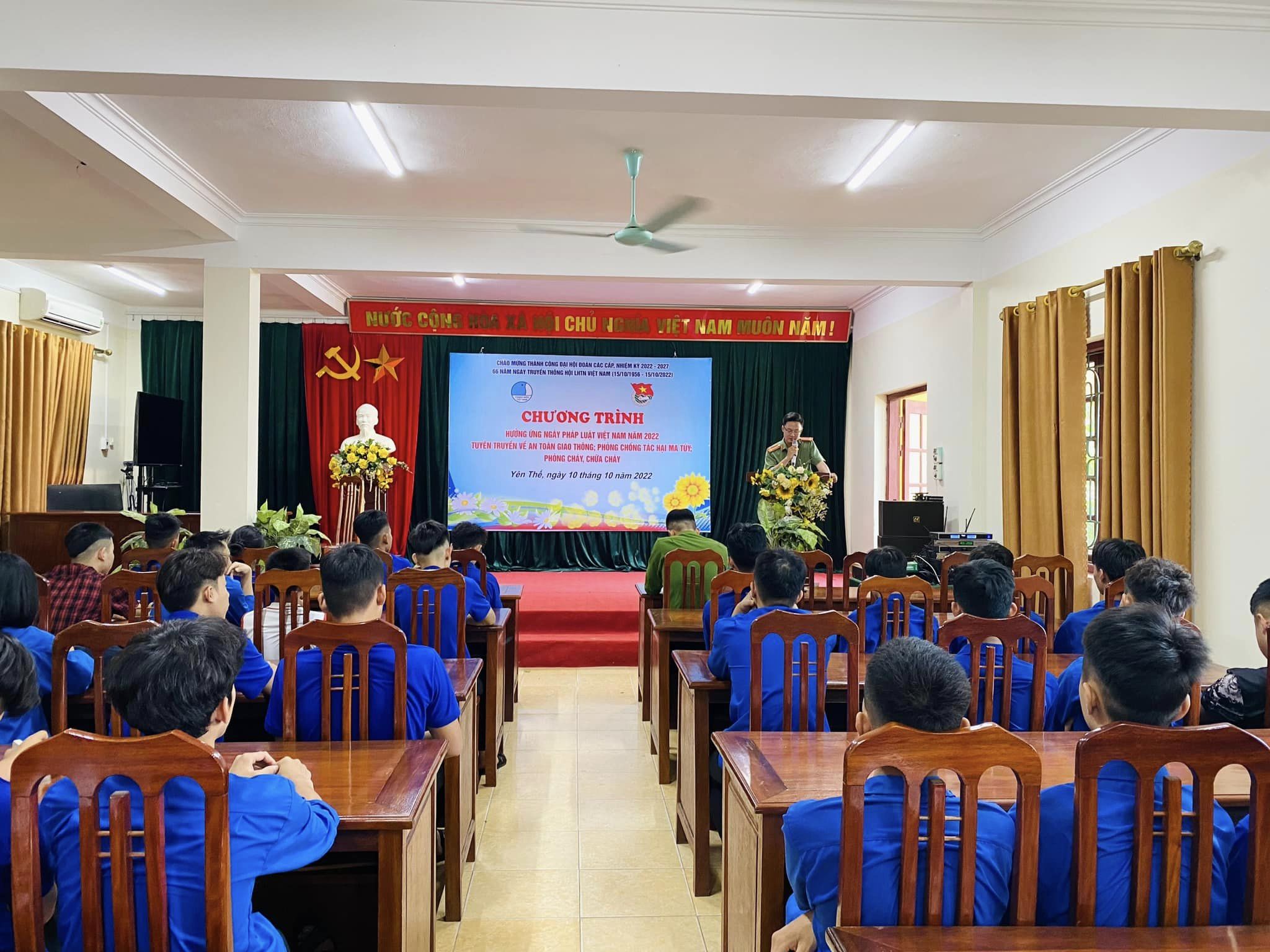 Trường Cao đẳng miền núi Bắc Giang tăng cường giáo dục pháp luật, quản lý rèn luyện đạo đức lối...